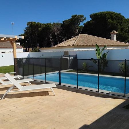 Palapa Garden Alojamientos, Piscina Privada Y Cerca Del Mar Chiclana de la Frontera Luaran gambar