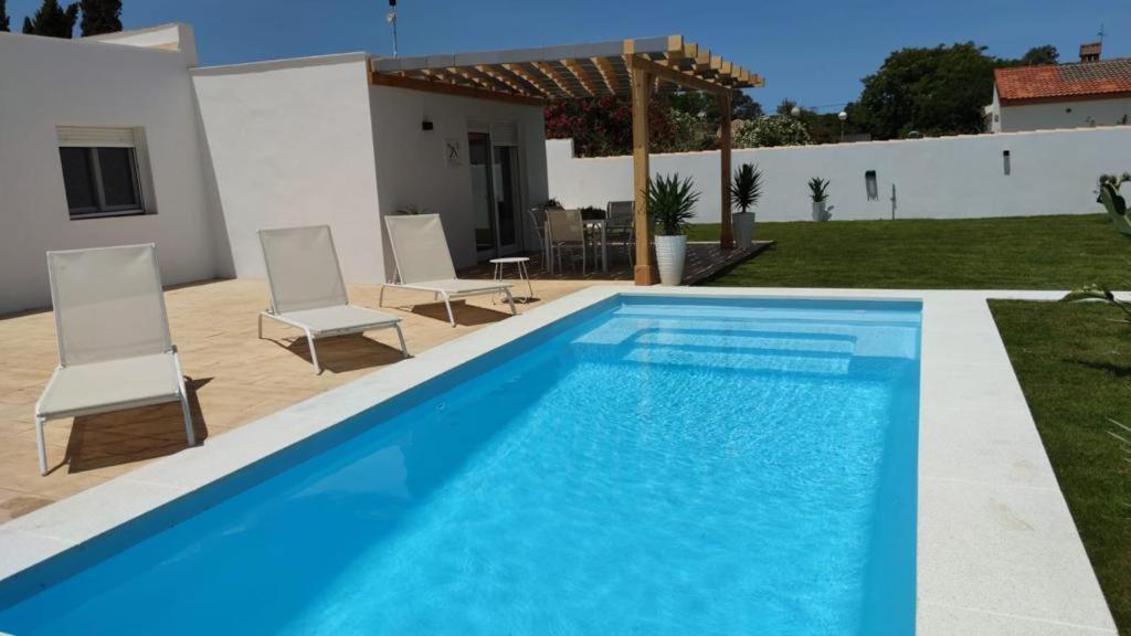 Palapa Garden Alojamientos, Piscina Privada Y Cerca Del Mar Chiclana de la Frontera Luaran gambar