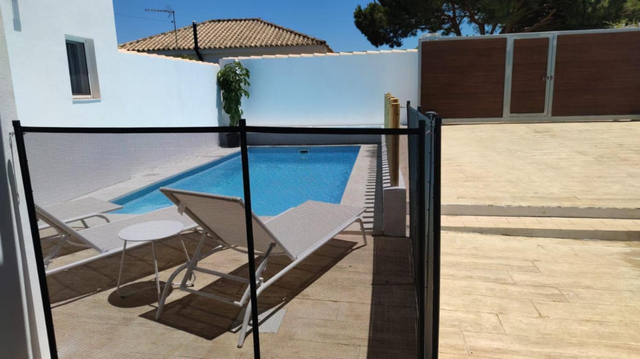 Palapa Garden Alojamientos, Piscina Privada Y Cerca Del Mar Chiclana de la Frontera Luaran gambar