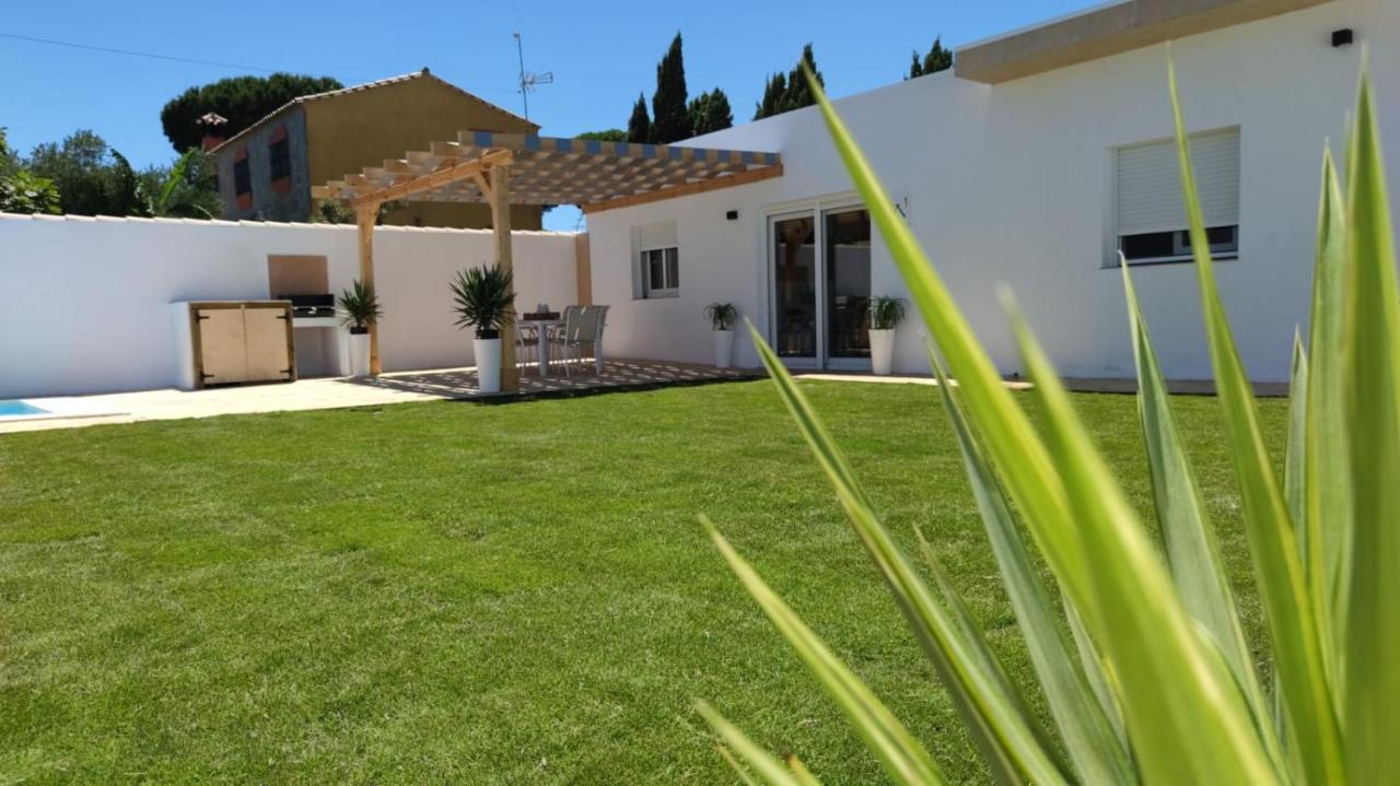 Palapa Garden Alojamientos, Piscina Privada Y Cerca Del Mar Chiclana de la Frontera Luaran gambar