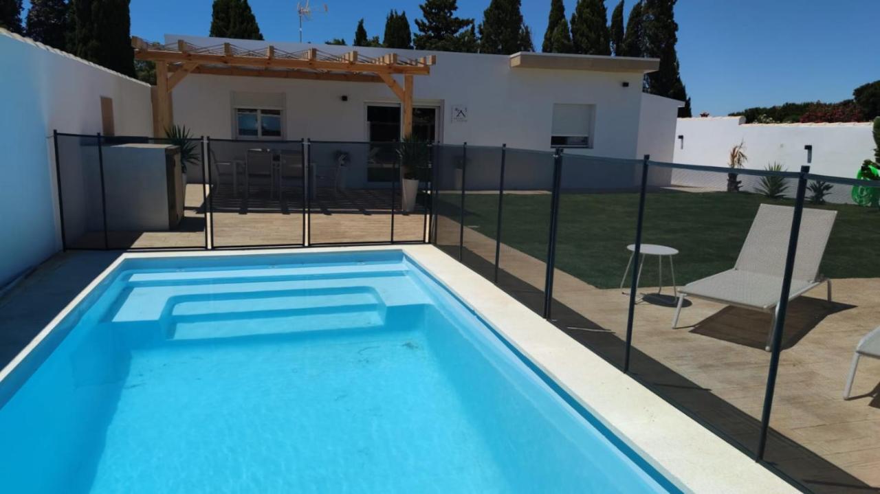 Palapa Garden Alojamientos, Piscina Privada Y Cerca Del Mar Chiclana de la Frontera Luaran gambar
